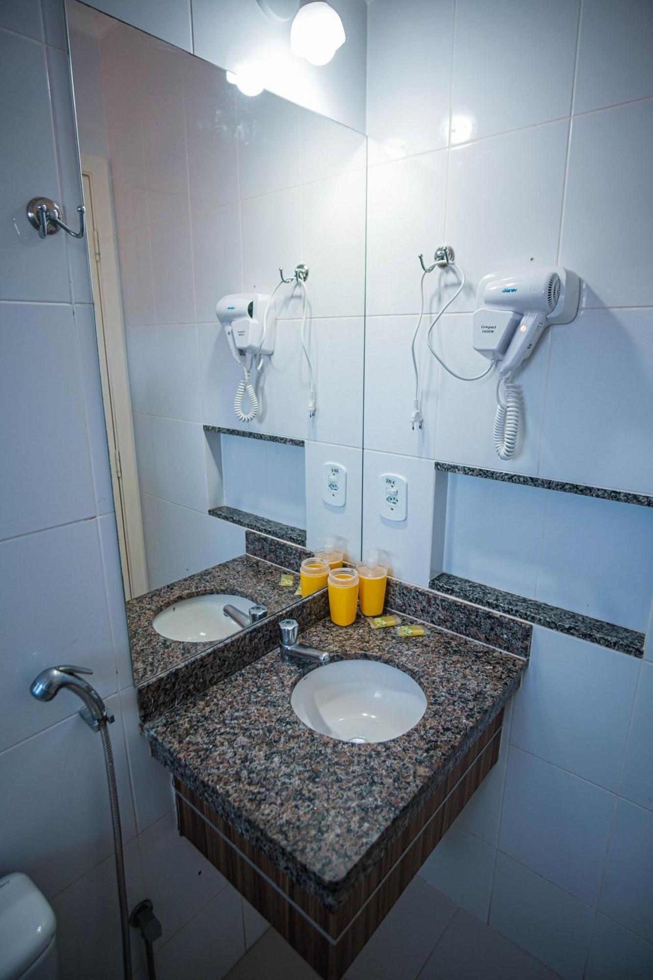 L'Acqua Diroma Vaciatemporada Villa Caldas Novas Buitenkant foto